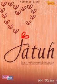 Image of Jatuh:surat ini masih kusimpan baik-baik,semoga kelak kau pun tersenyum saat membacanya